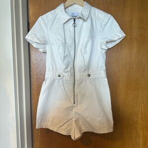 Urban Outfitters White Zip Up Romper/Jumpsuit